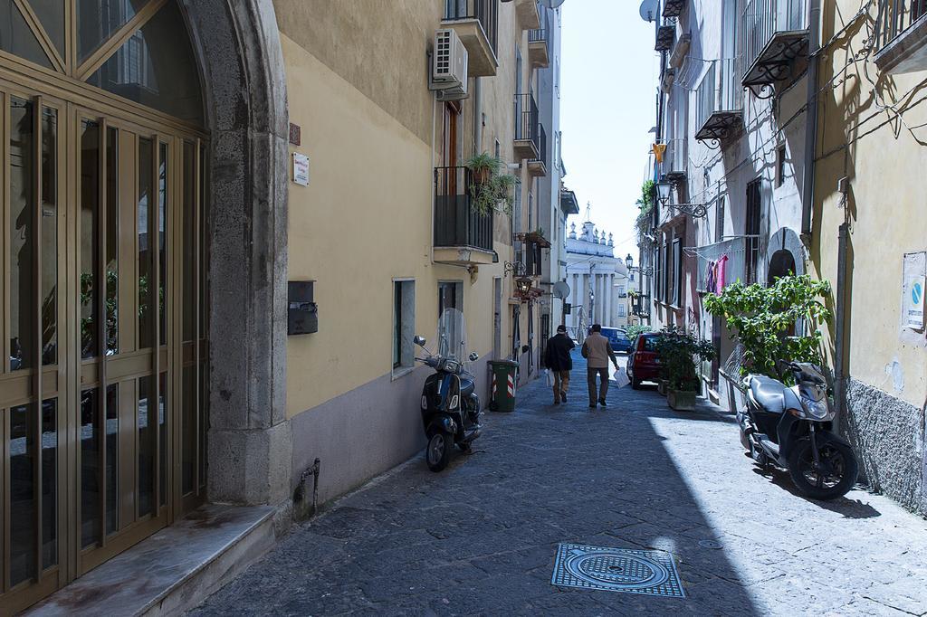 Casa Vacanze Angelica Apartamento Salerno Exterior foto